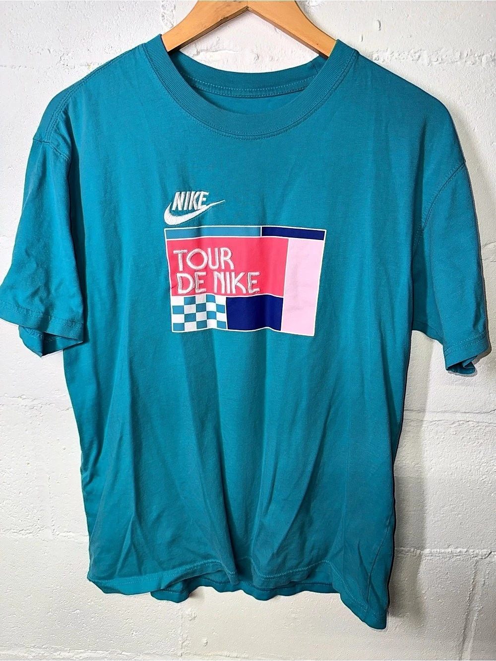 Nike Sportswear Tour De Nike Tee Color Block Blue & Pink Small